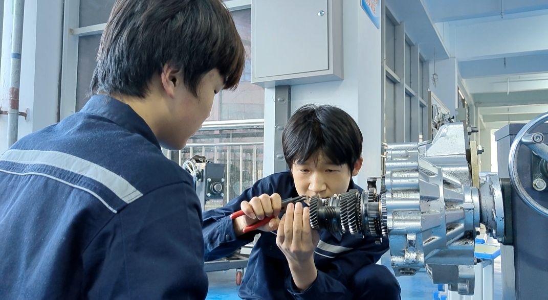 A0E45456751278BB3C2C08ECE454AD23